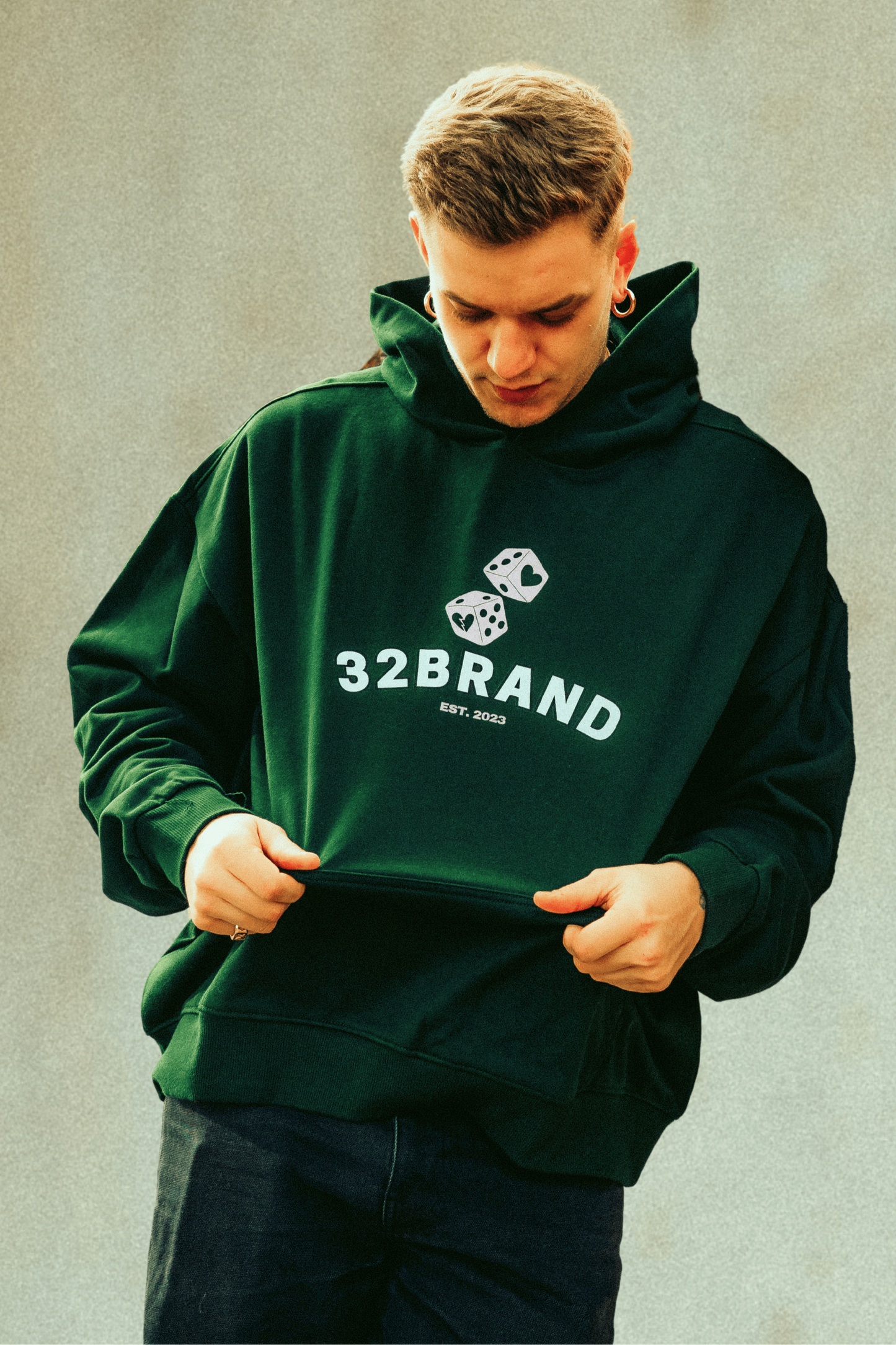 Hoodie Verde - Dados