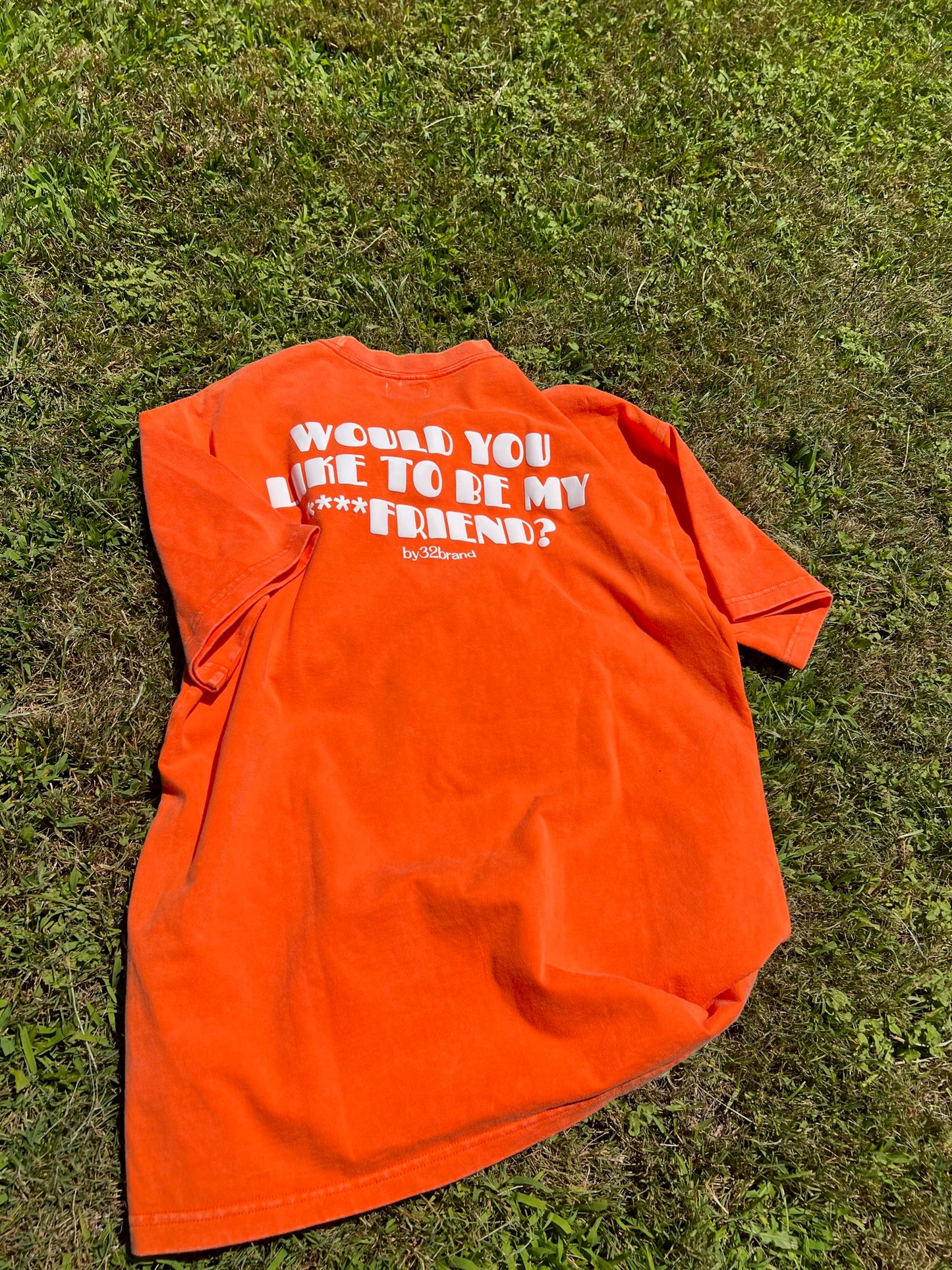 Camiseta naranja - ****friend