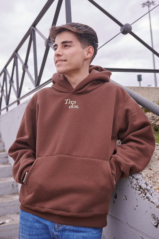Hoodie Marrón - Nubes
